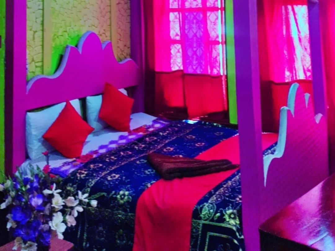 New Lakes Crown Group Of Houseboats Srīnagar 部屋 写真
